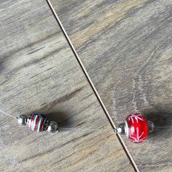 Patriotic necklace - Picture 3 of 7